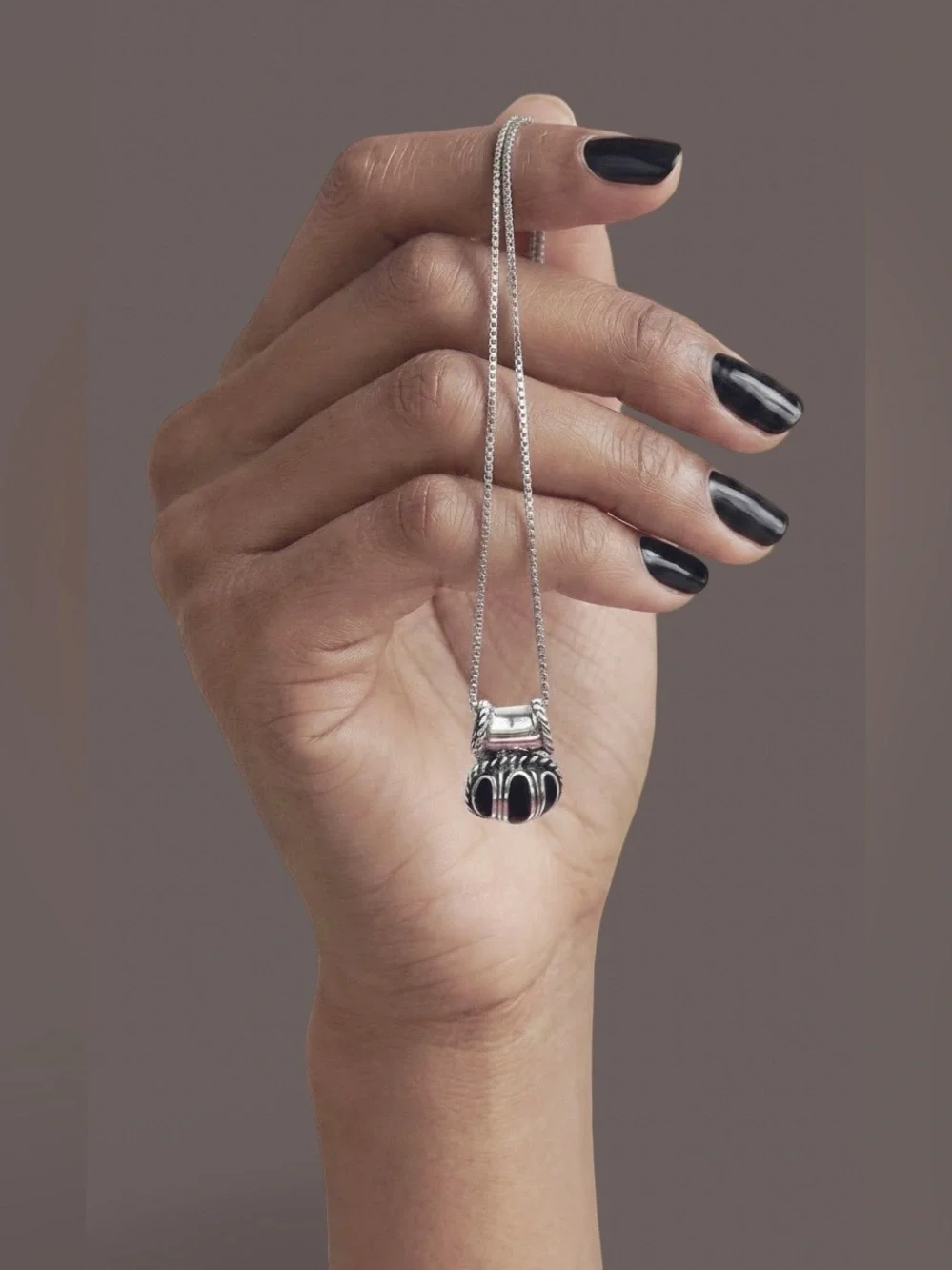 .925 Sterling Silver Black Onyx Pendant Necklace